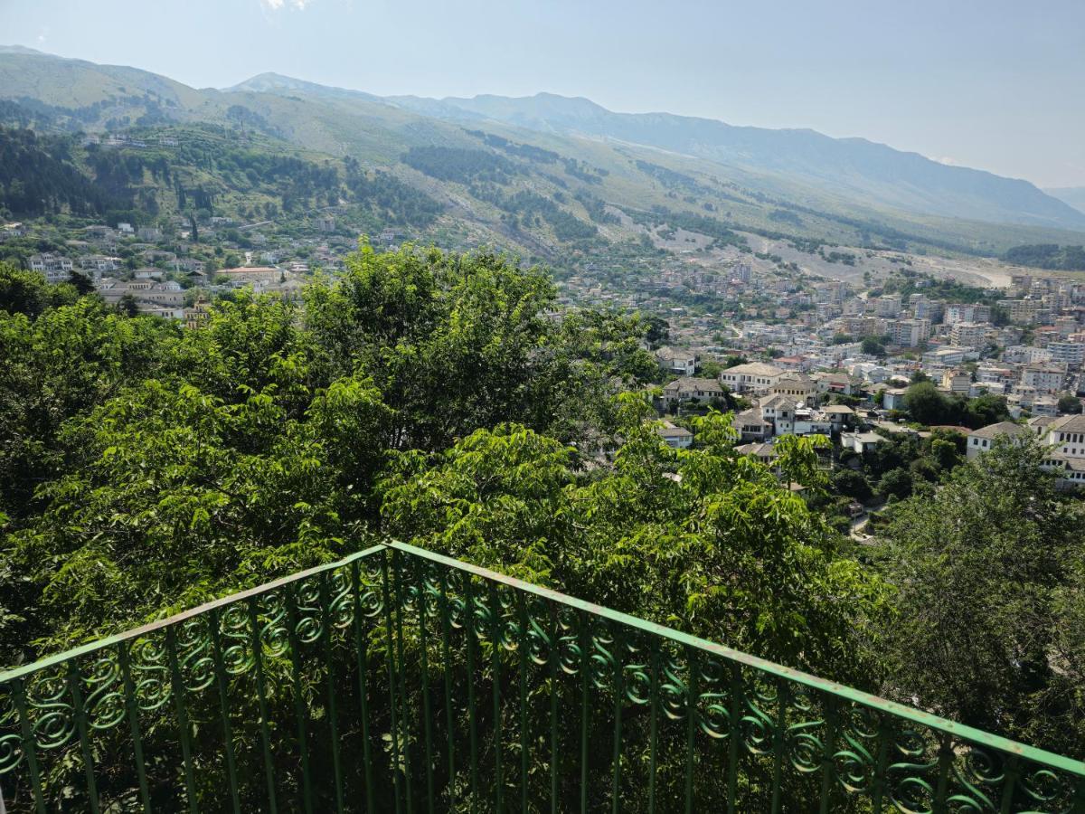 Traditional House Shapllo Gjirokastër Dış mekan fotoğraf